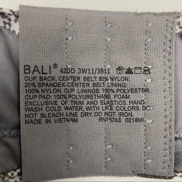 Beauty by Bali Concealing Petals Underwire Bra New - Picture 16 of 16